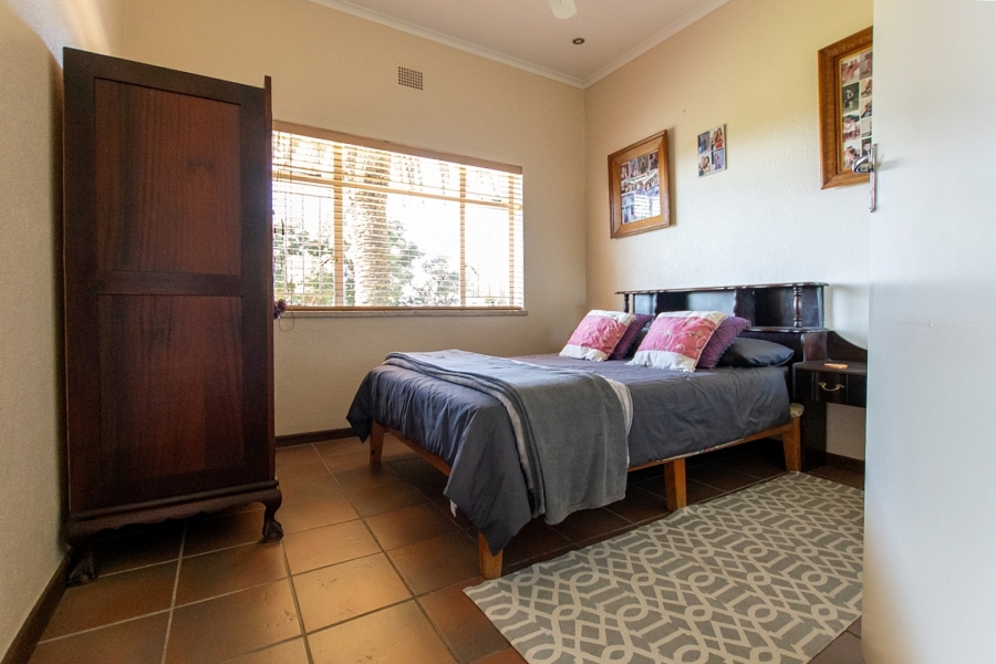 4 Bedroom Property for Sale in Ongegund Village Western Cape